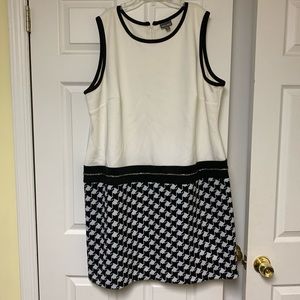 Plus size Roz & Ali houndstooth dress 22